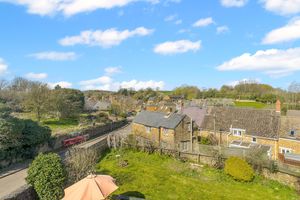 Banbury Road North Newington